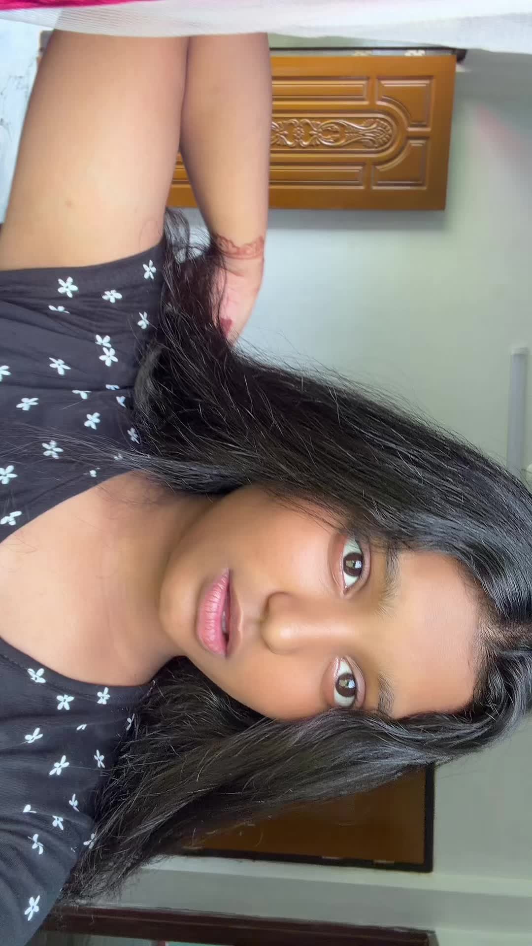 @Sara Vlogs