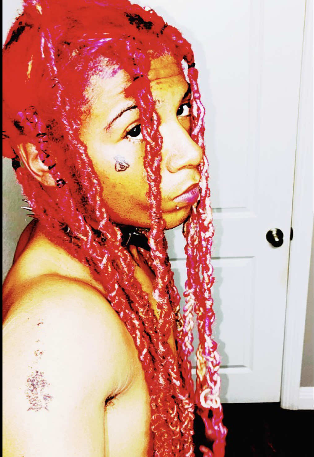 @spikepoison!🧑🏻&zwj;🎤👩🏿&zwj;🎤