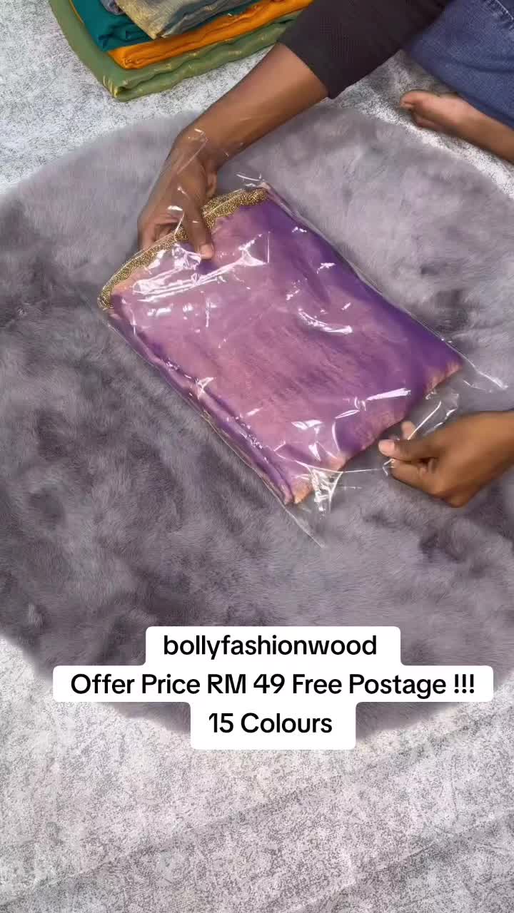 @BollyFashionWood
