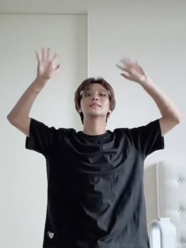 @𝘴𝘩𝘢𝘯𝘦𝘪𝘢_꣑ৎ