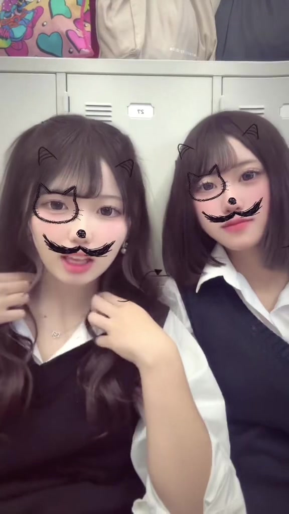 @りな