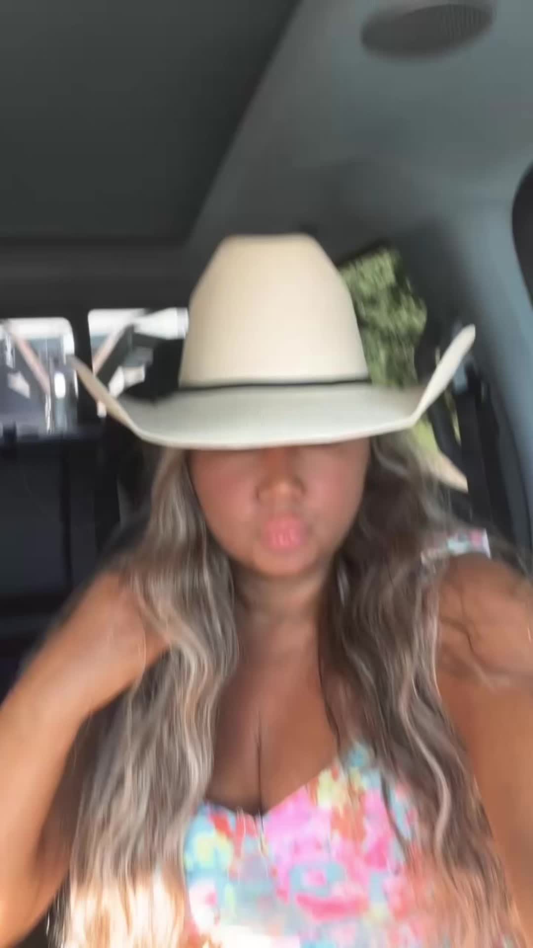@corrielynncarter