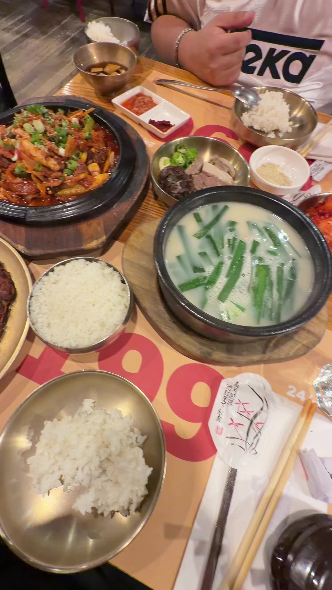 @Chà Lót 🇻🇳🇺🇸