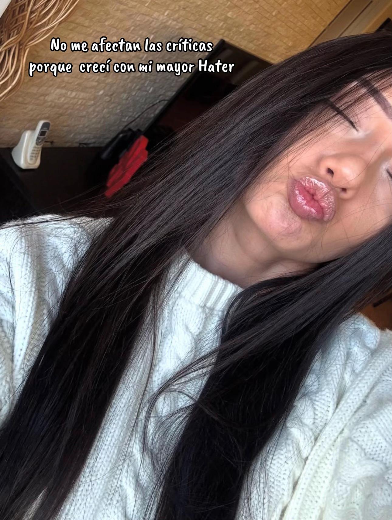 @Chiqui_22_