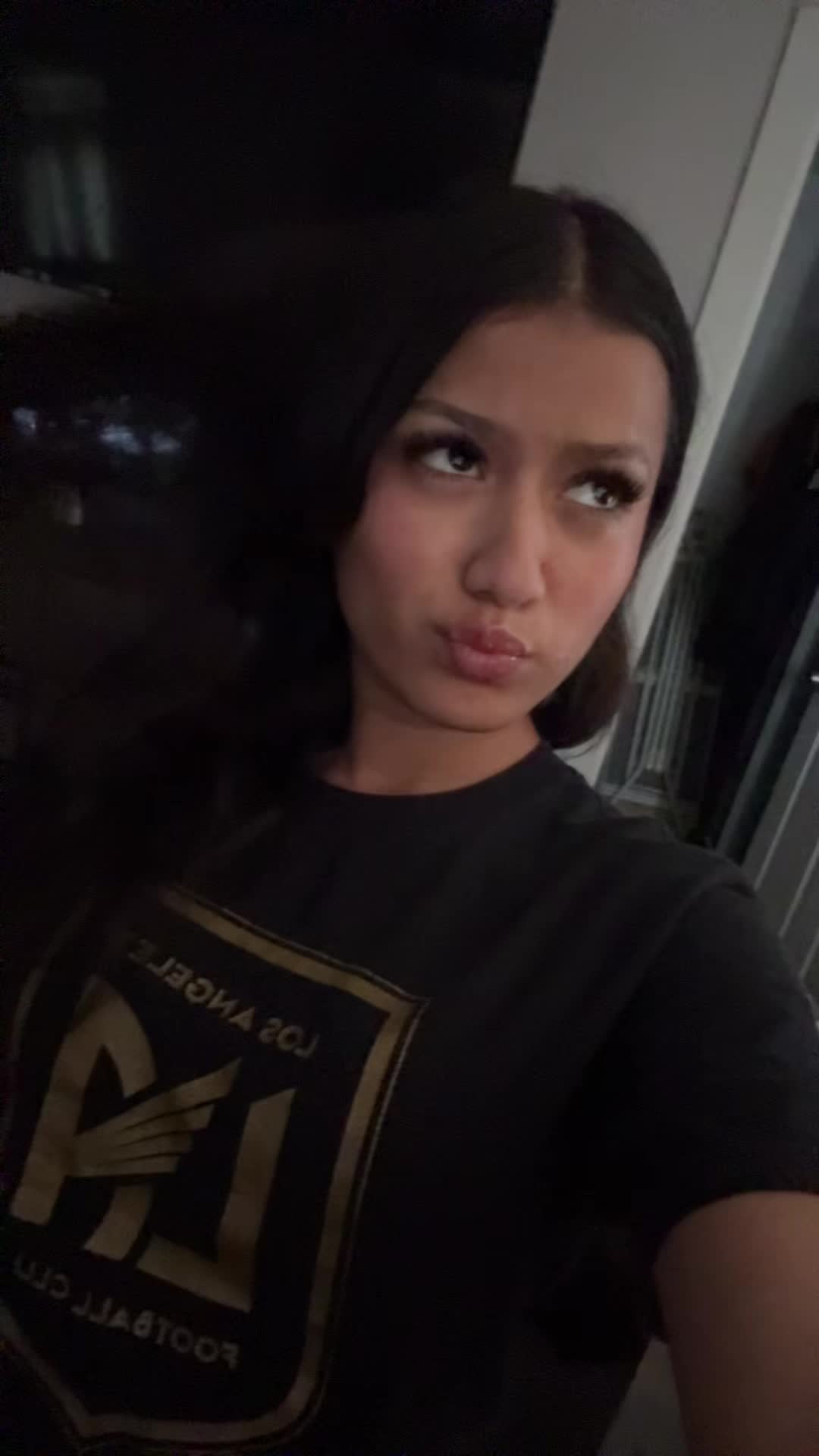 @user18278272937