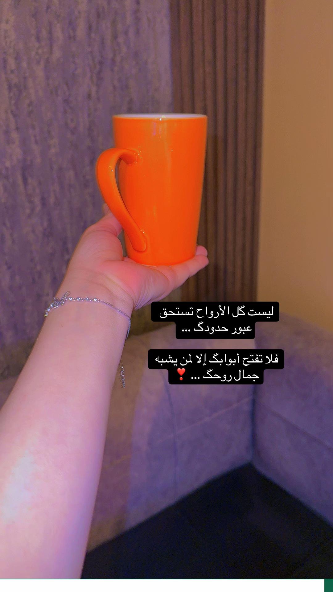 @قَـمَرْ