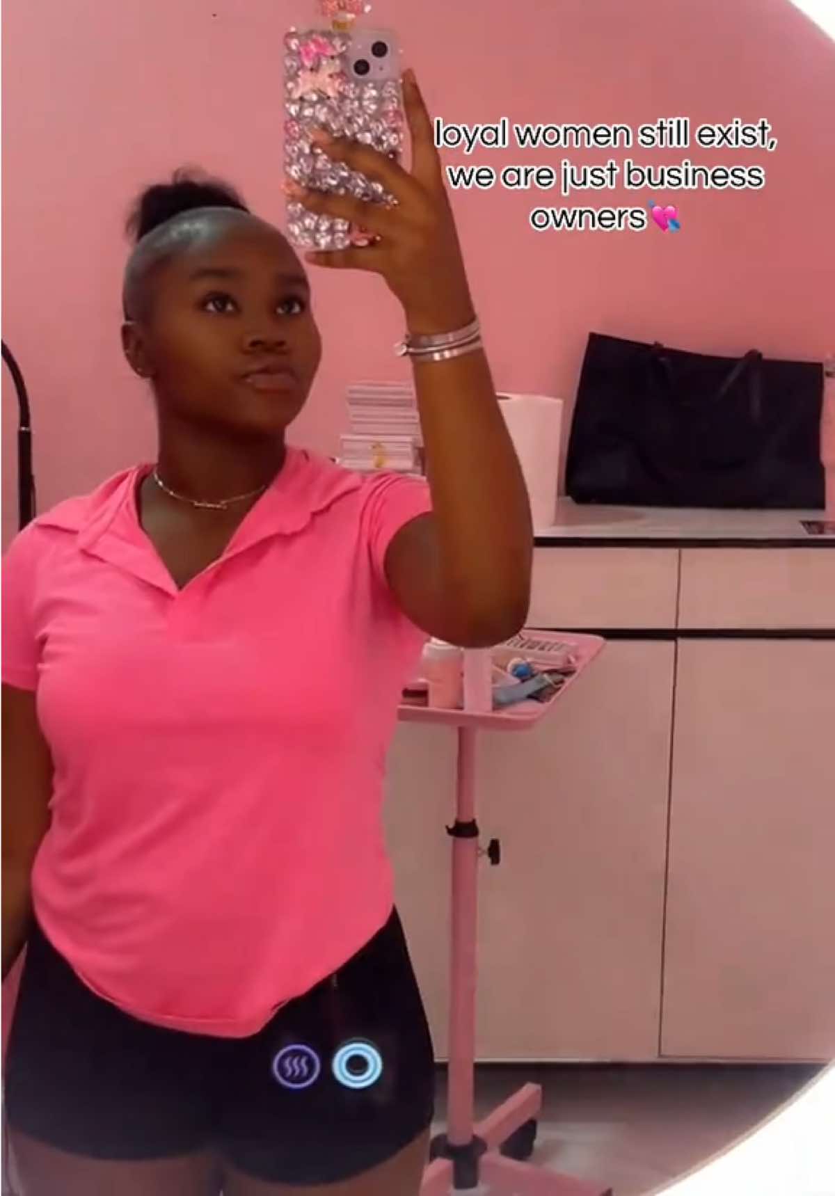 @C💋.