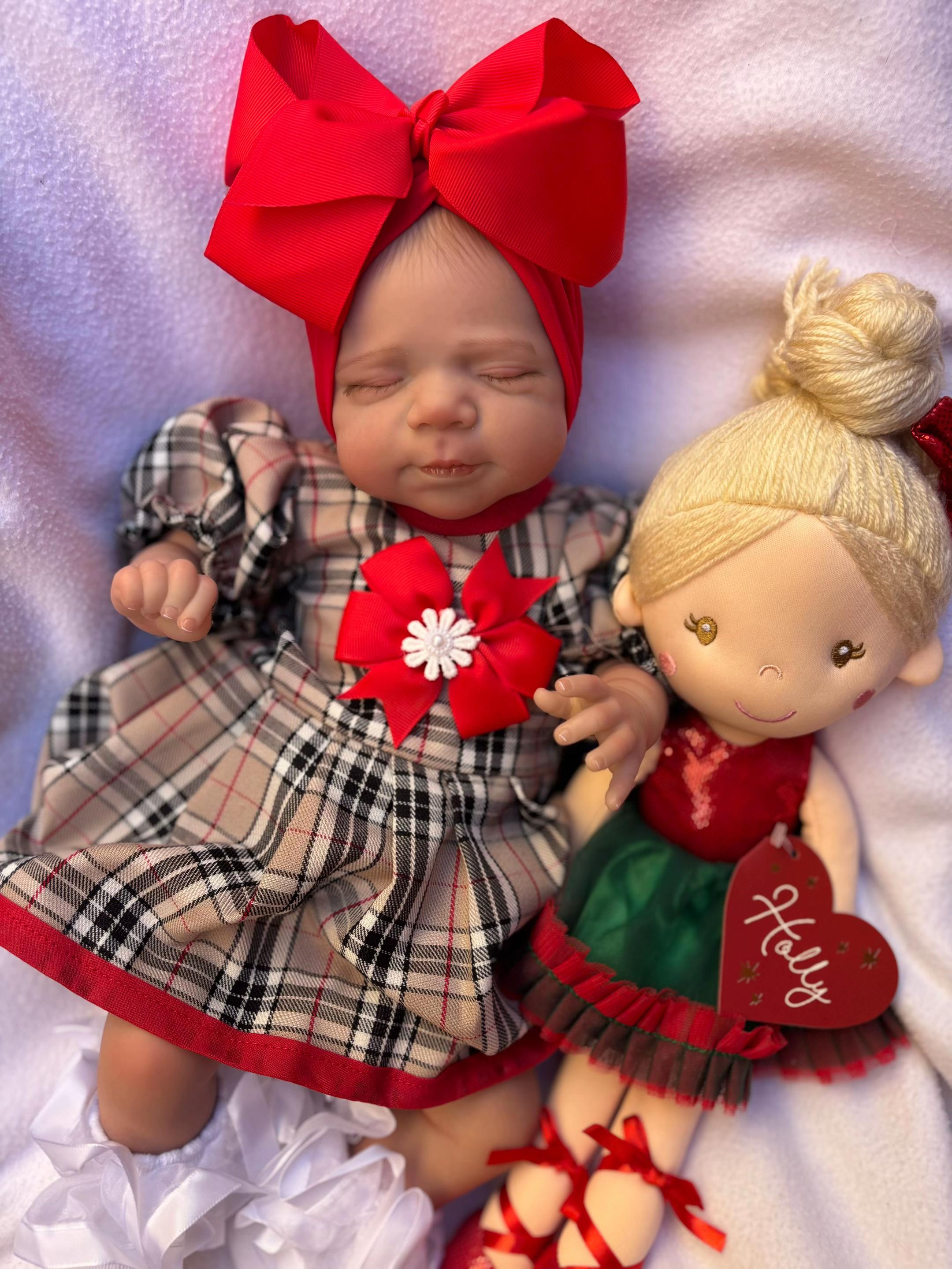 @DollyDolls