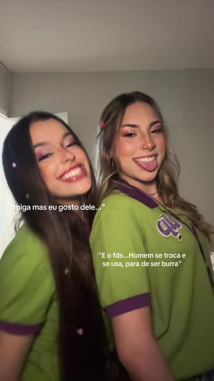 @anacminucelli