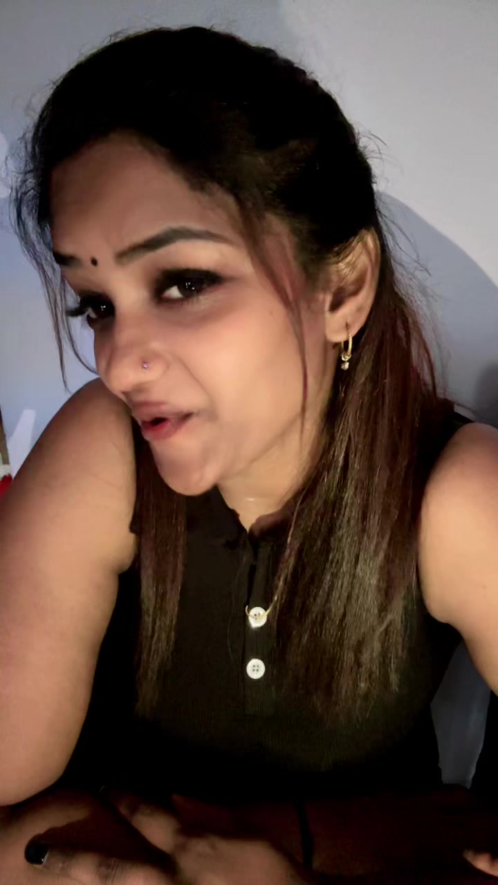 @Malini🖤💚✨🌻