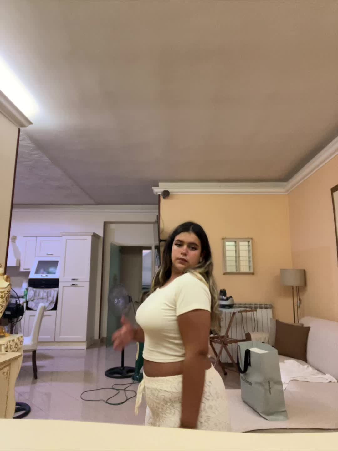 @&bull;𝐒&bull;