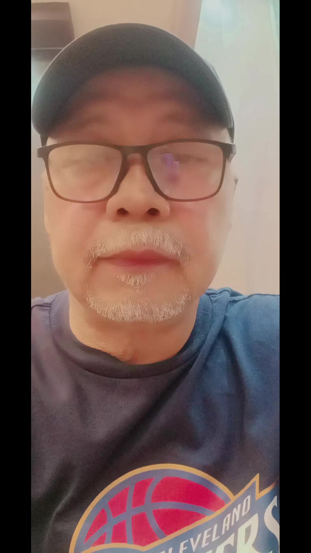 @eLvisB