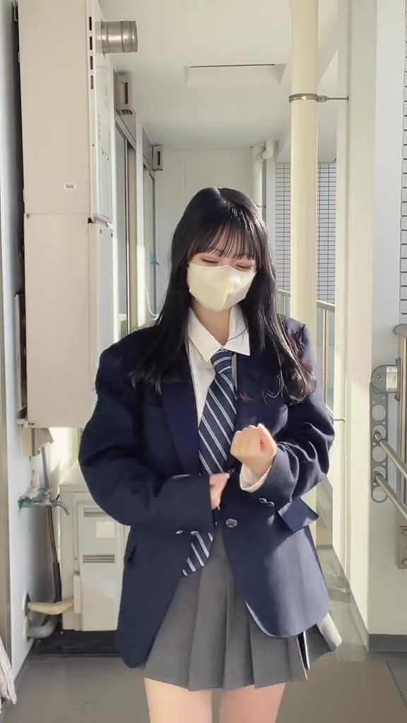 @あみ