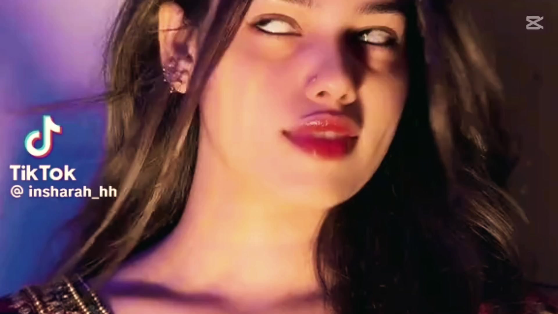 @আমি🥰 সে রাজা🥰 যার রানি 🥰নাই