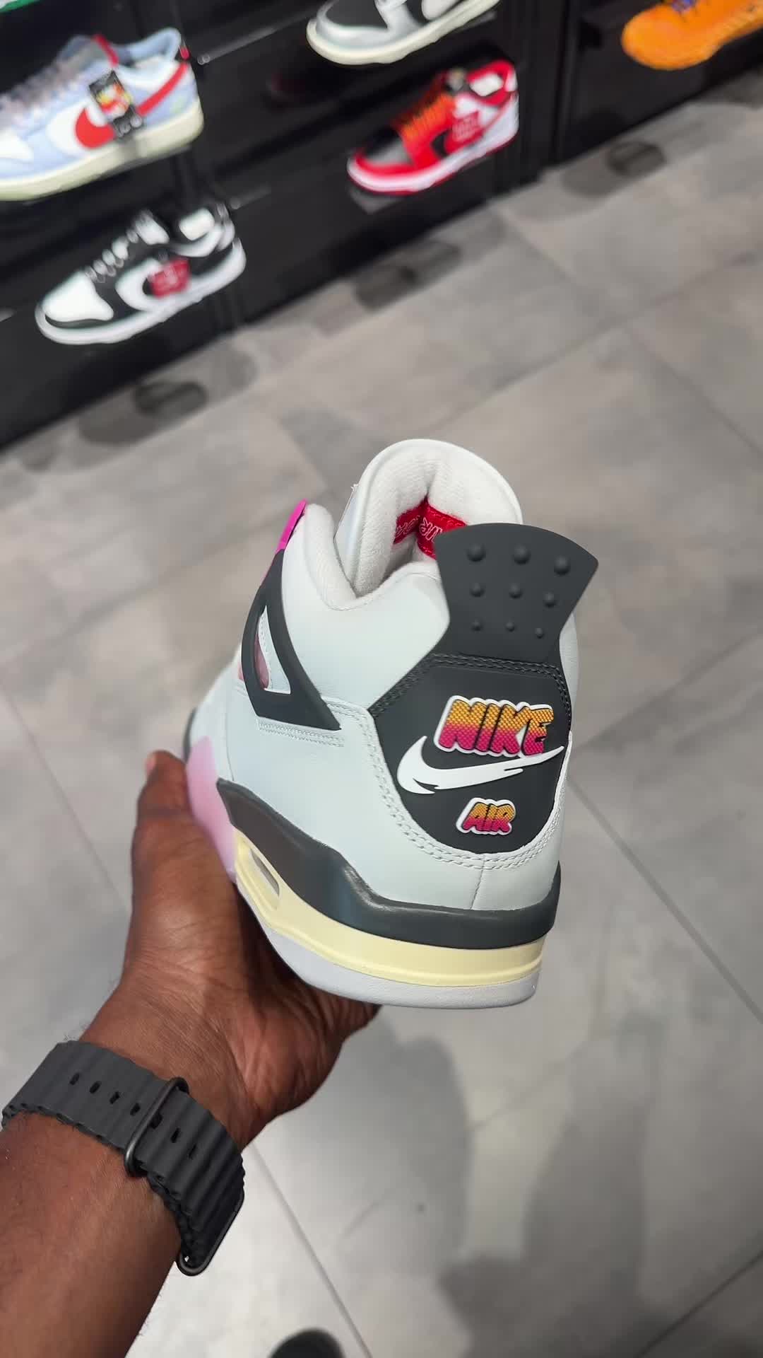 @Kicksologee