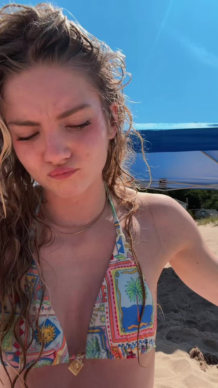 @lucy.in.the.skai