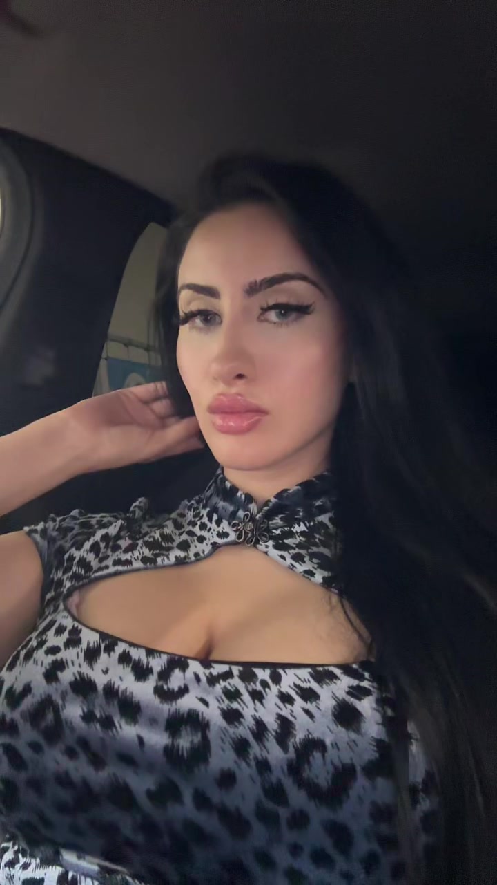 @𝐿𝐴𝑅𝐼 🐈&zwj;⬛🐾