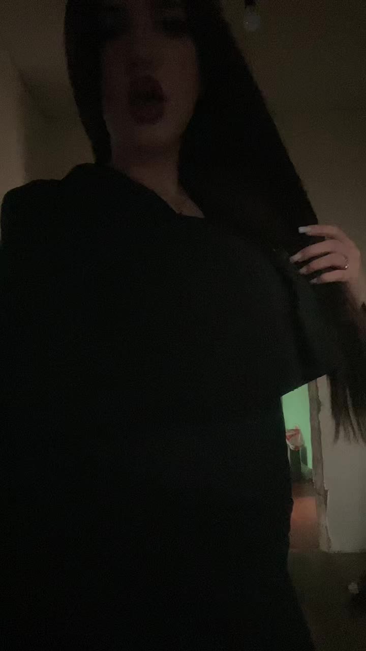 @🍷