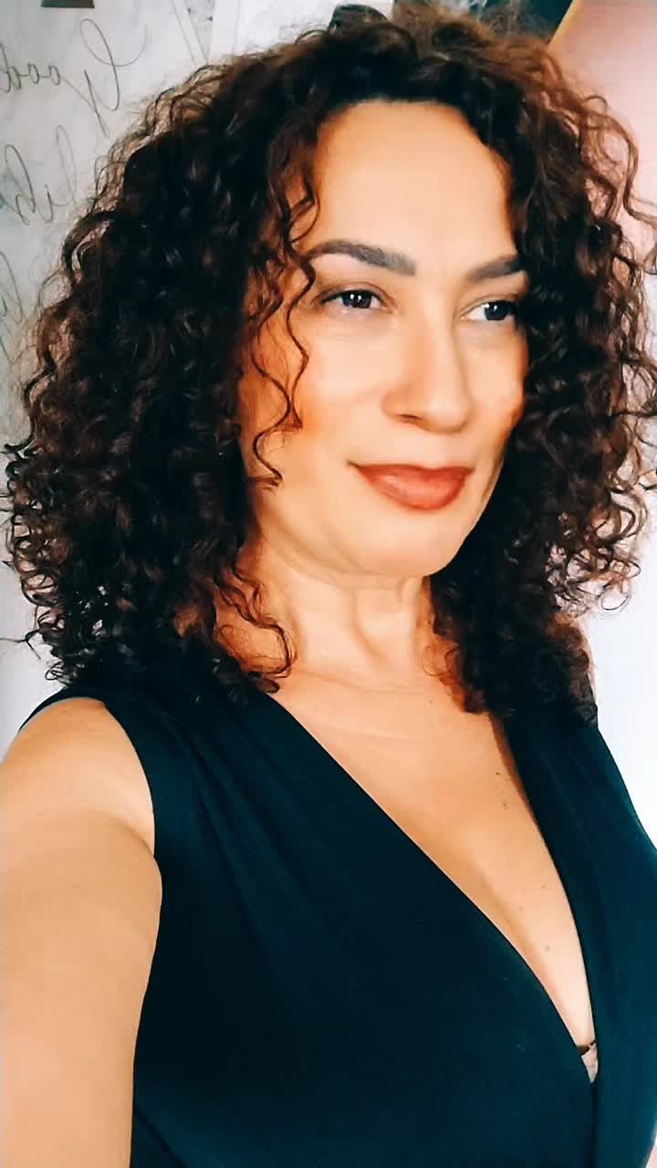 @Mari Leopol 🇧🇷💃🦋🌺