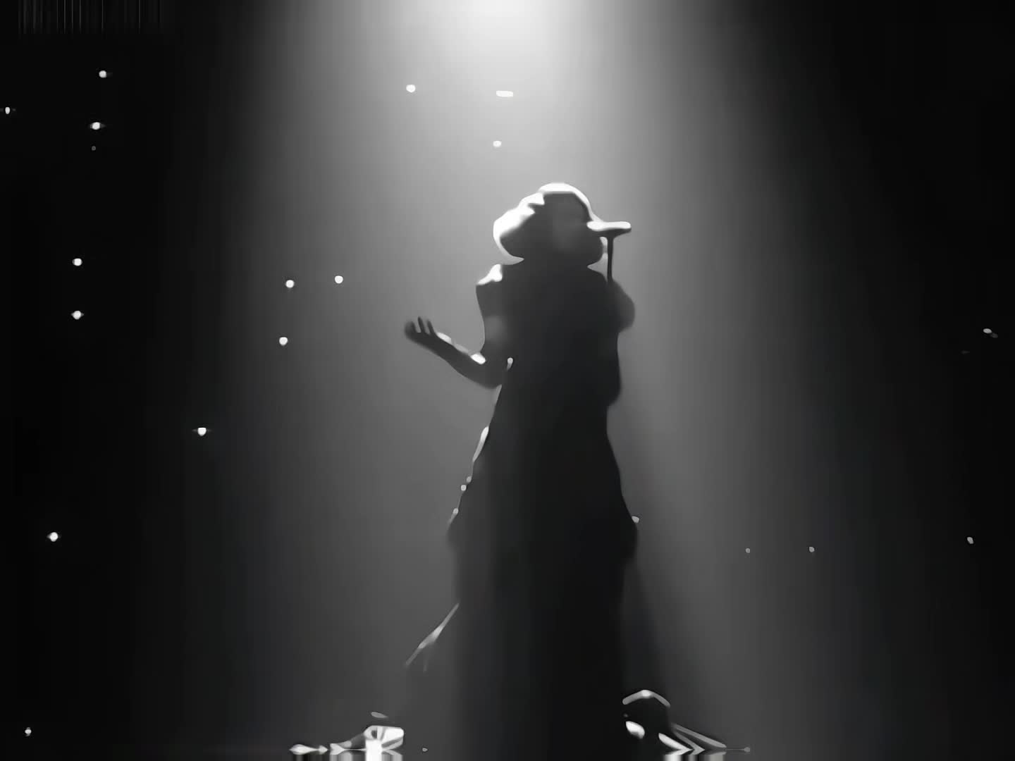 @🎧