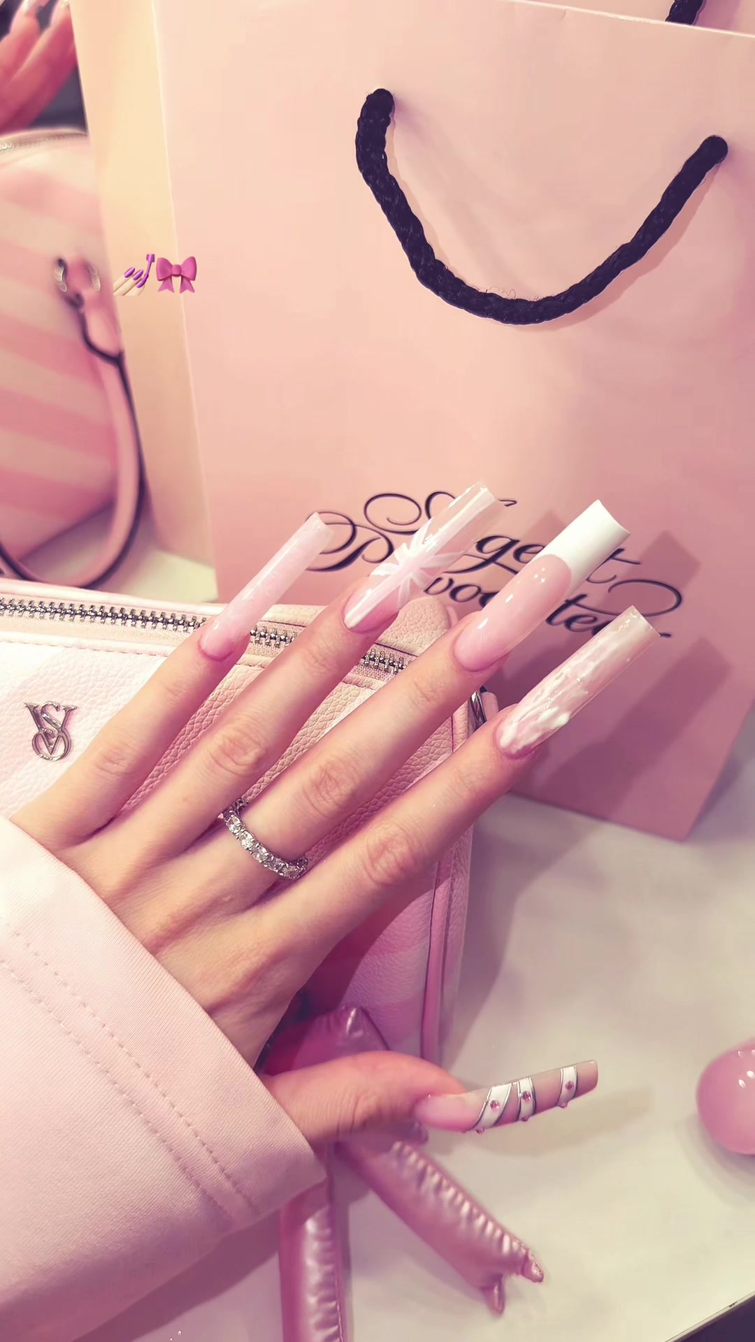 @🎀 𝔀𝔀𝔀_𝓿𝓲𝓴𝓪 🎀