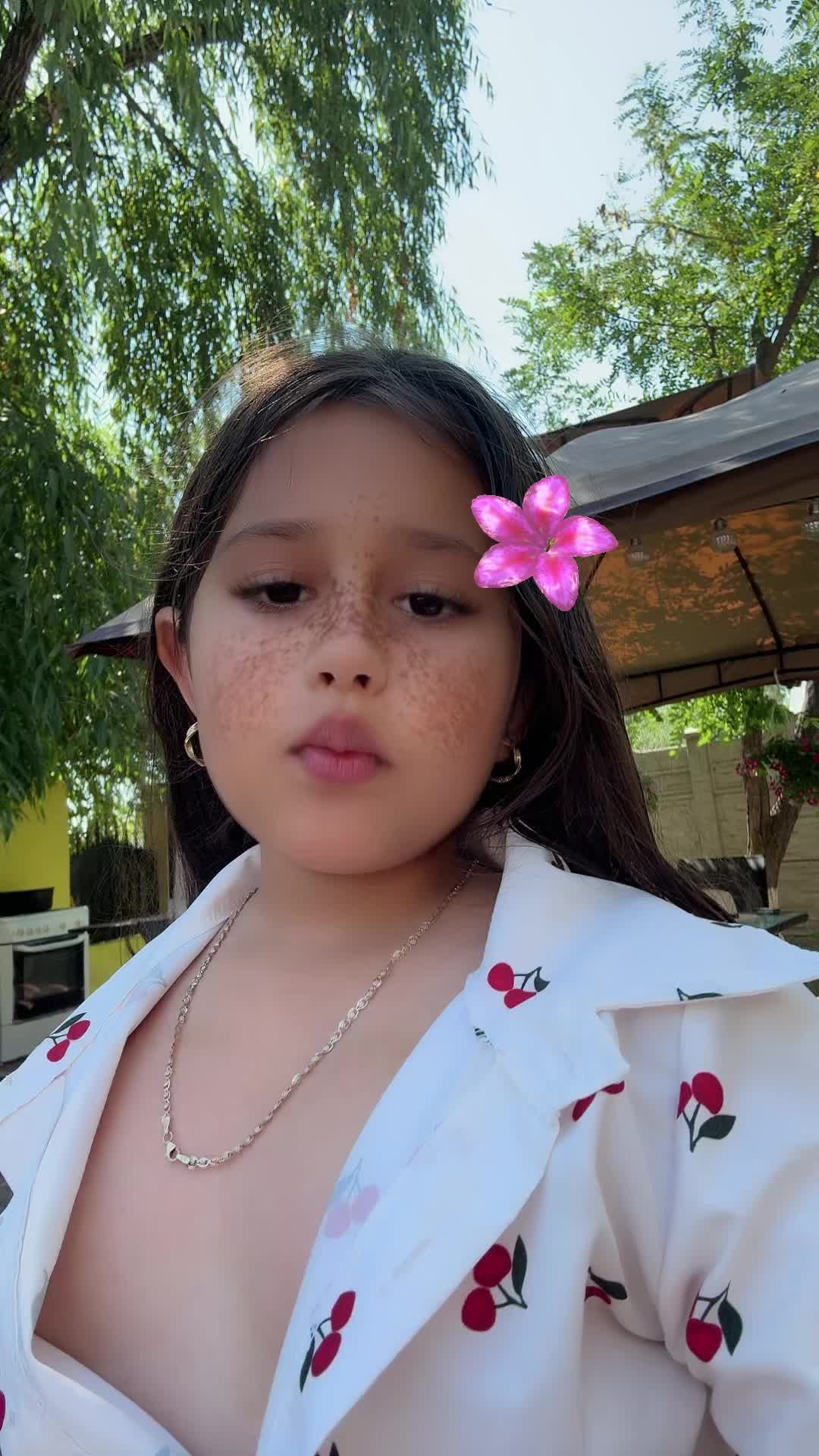 @Ema🩷🍒