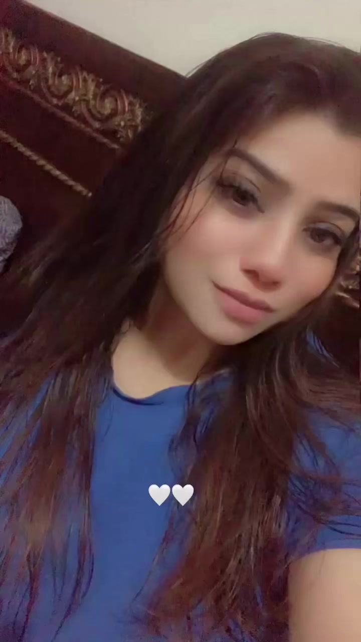@ZAREEN SHAH❣️