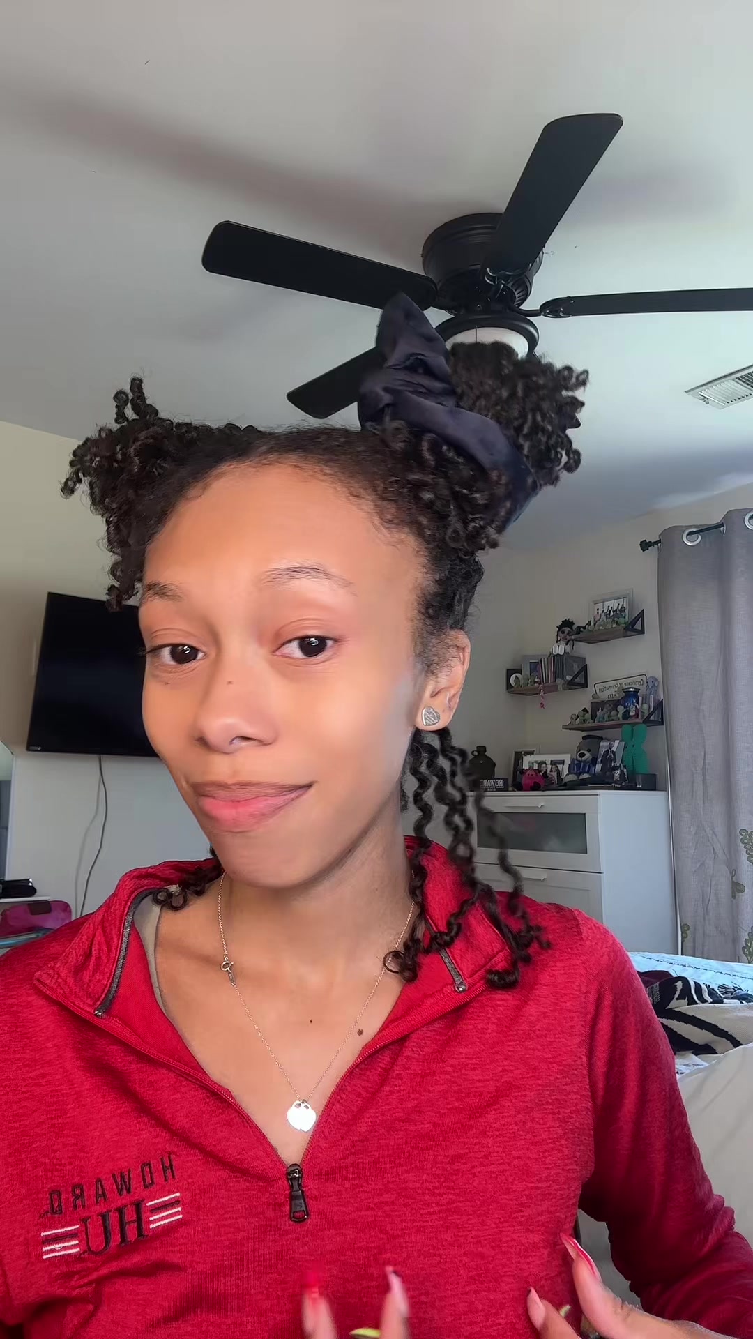 @AYSIA NICOLE