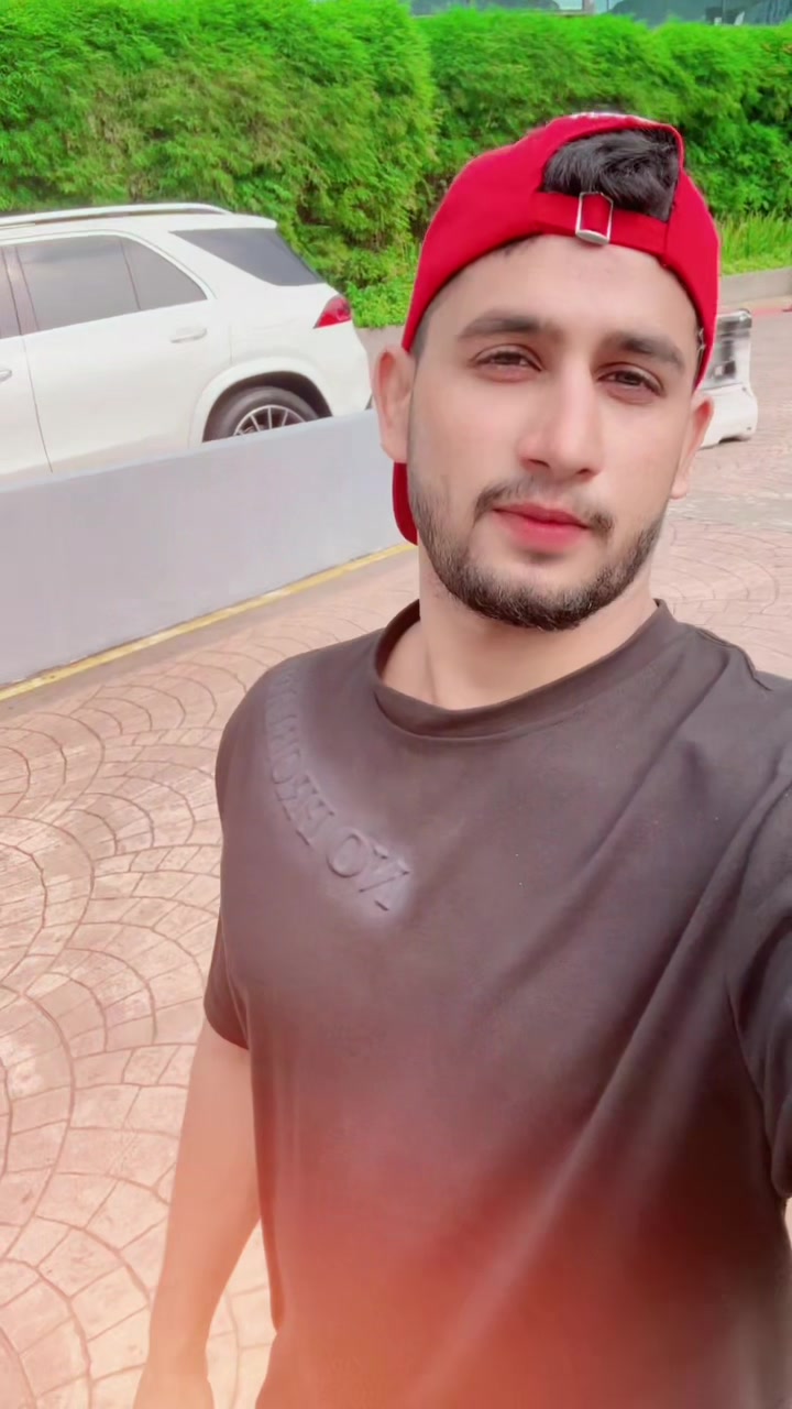 @Zainali