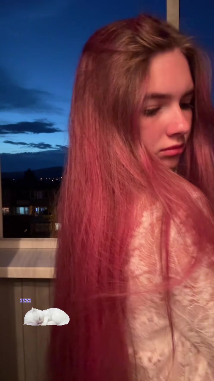 @дариня королева 𝜗ৎ