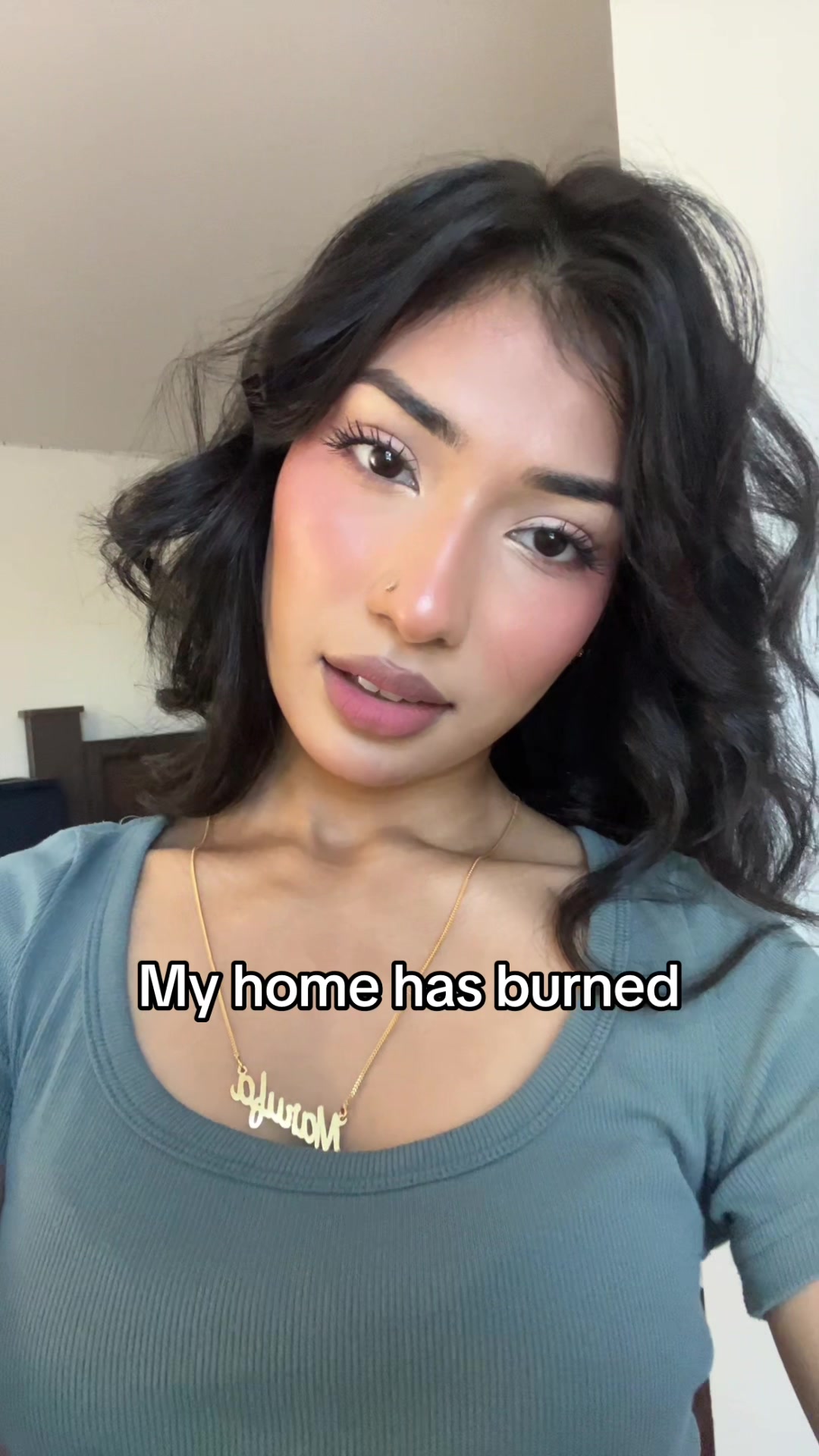 @??