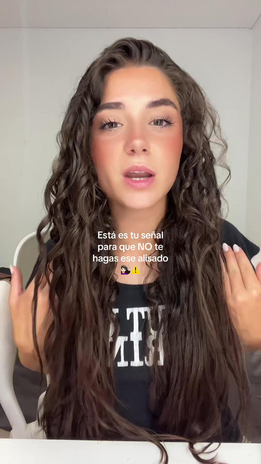 @NAIARA SALVADOR 🌸
