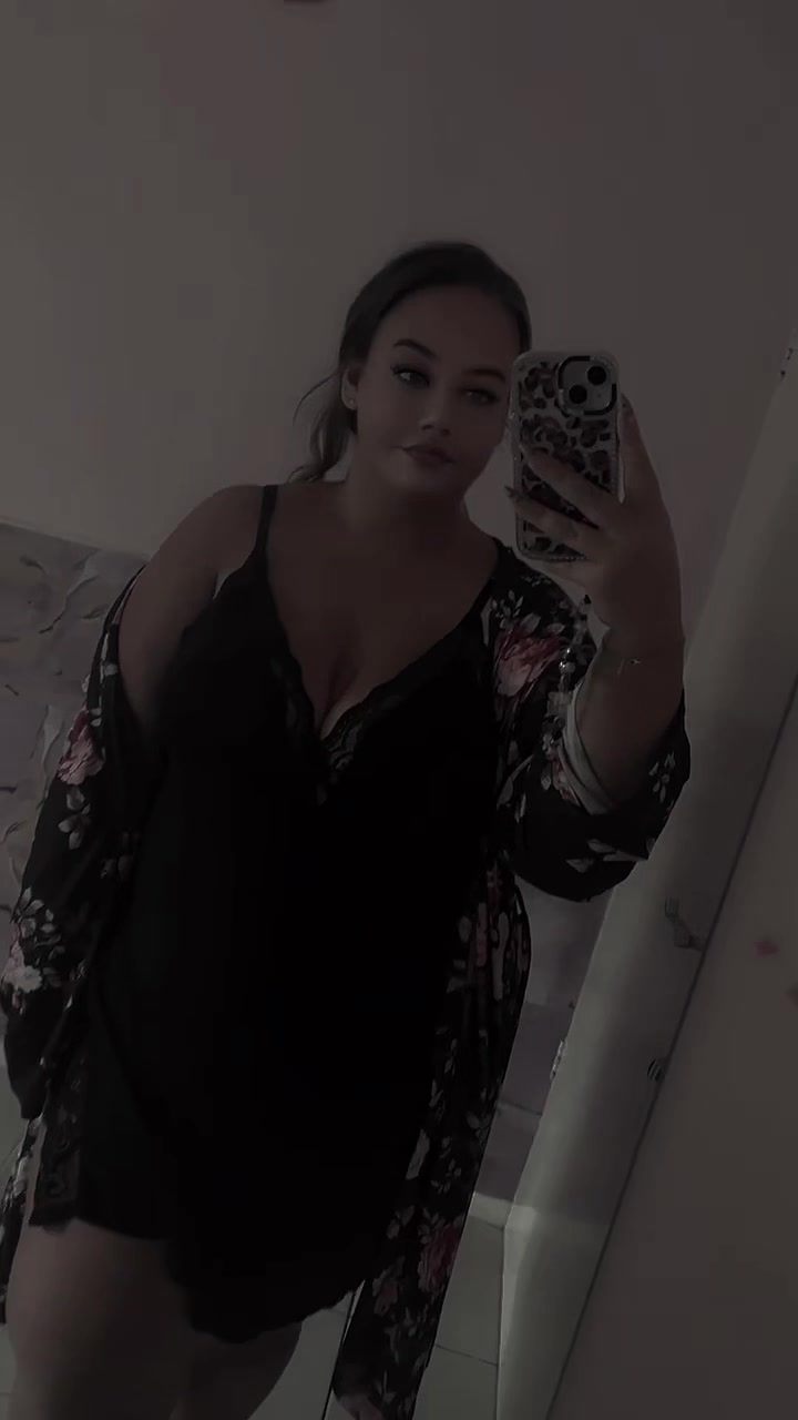 @💕 𝑹𝒐𝒃𝒚𝒏 💕✌️📚💋