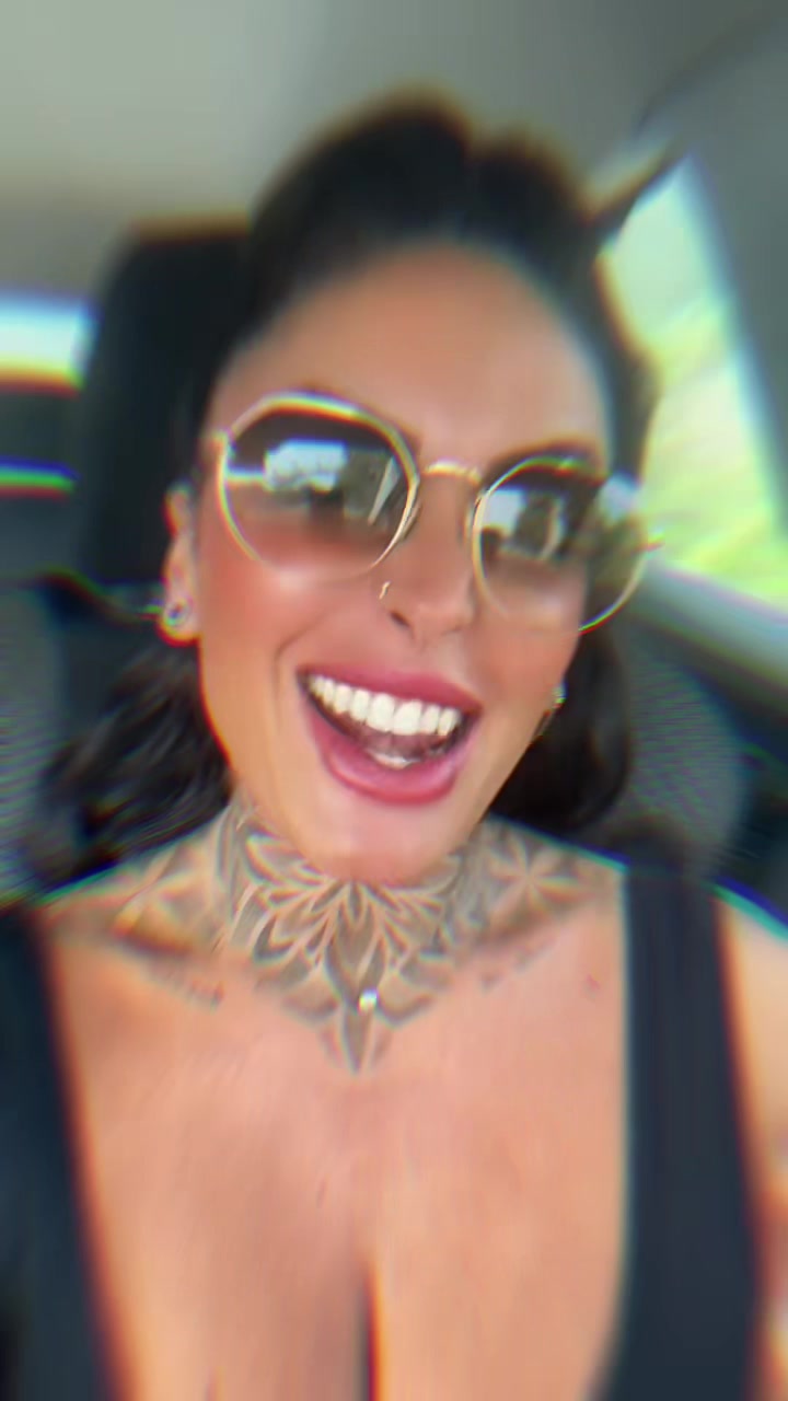 @𝒮 𝒶 𝓇 𝒶✨