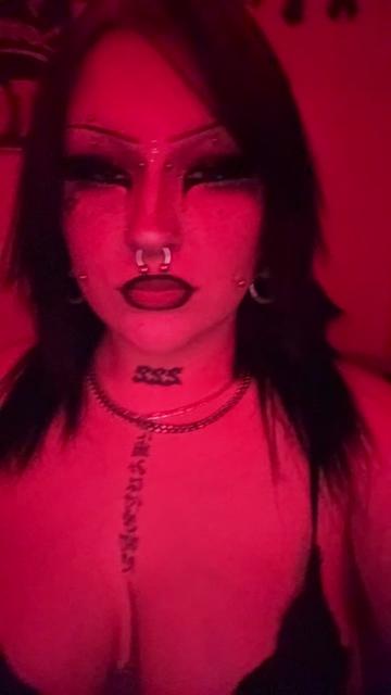 @NICKI 🩶