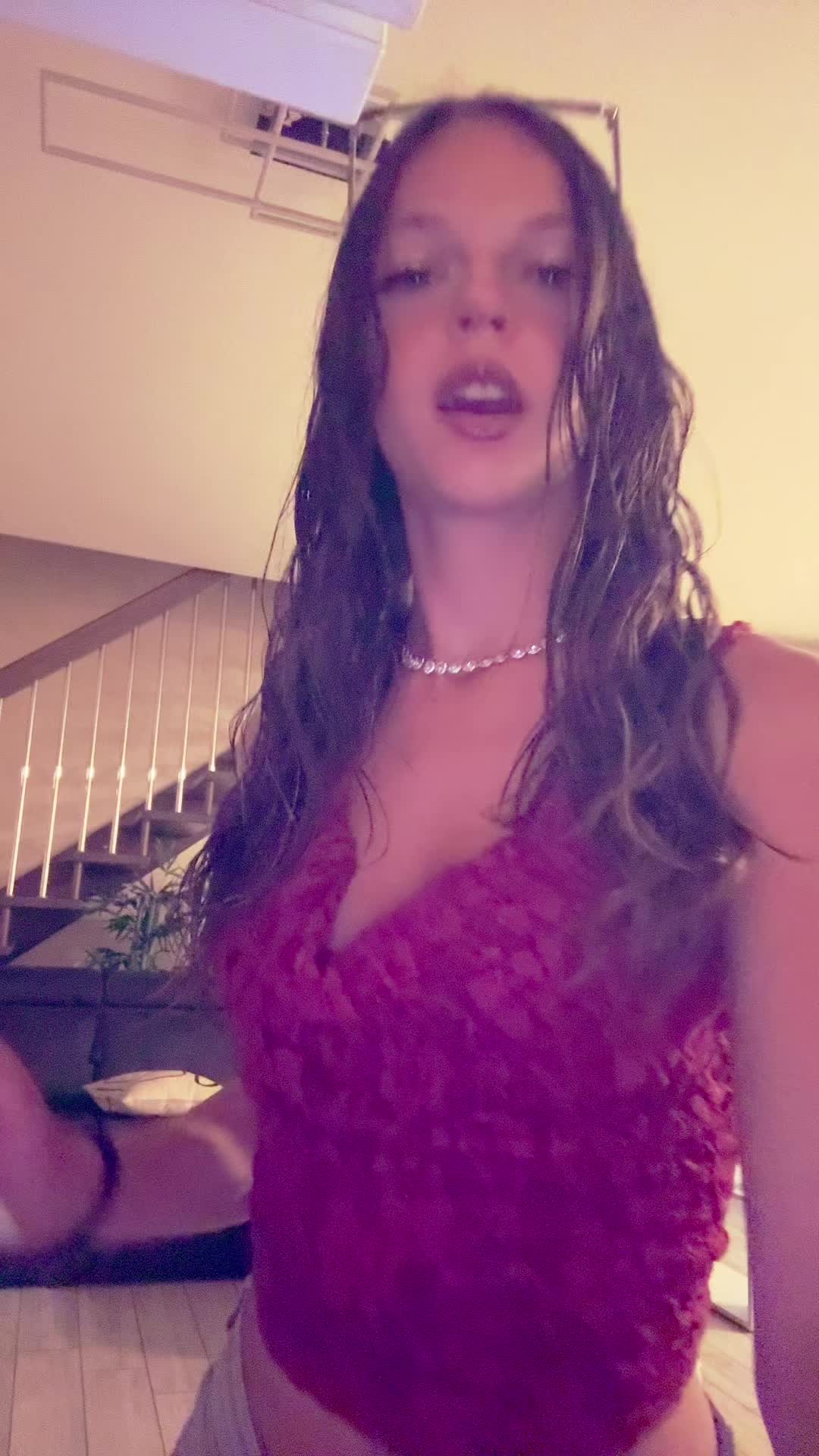 @lavale_