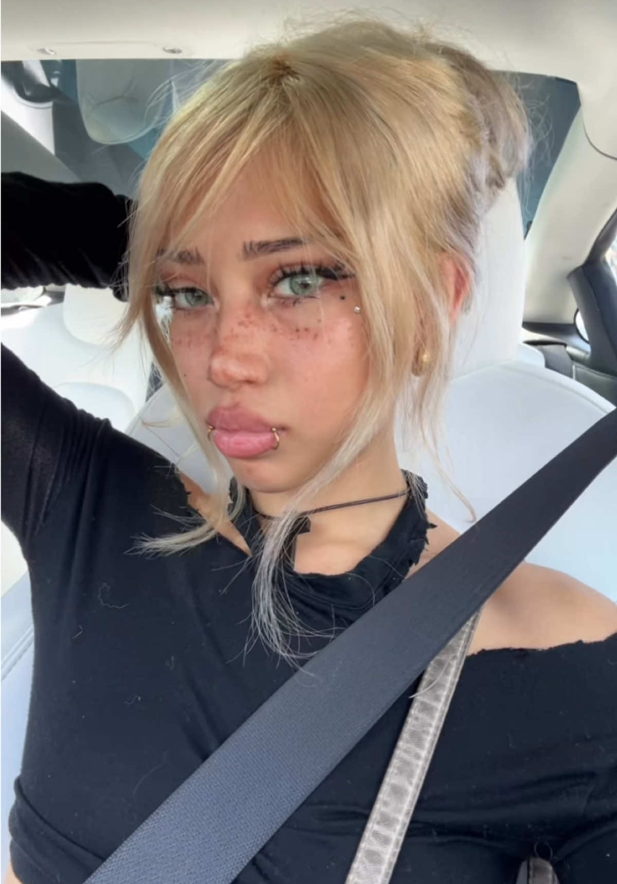 @🪷