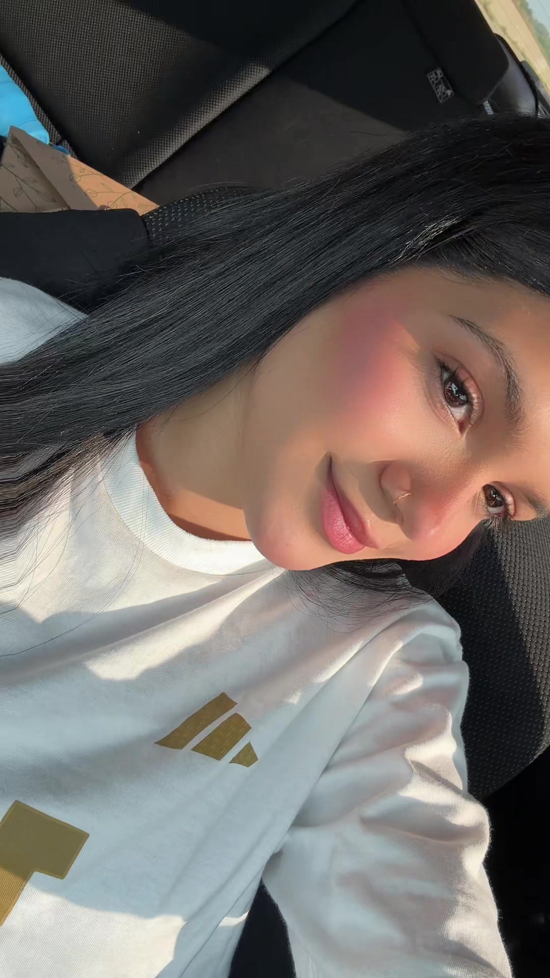 @Gabi🤎