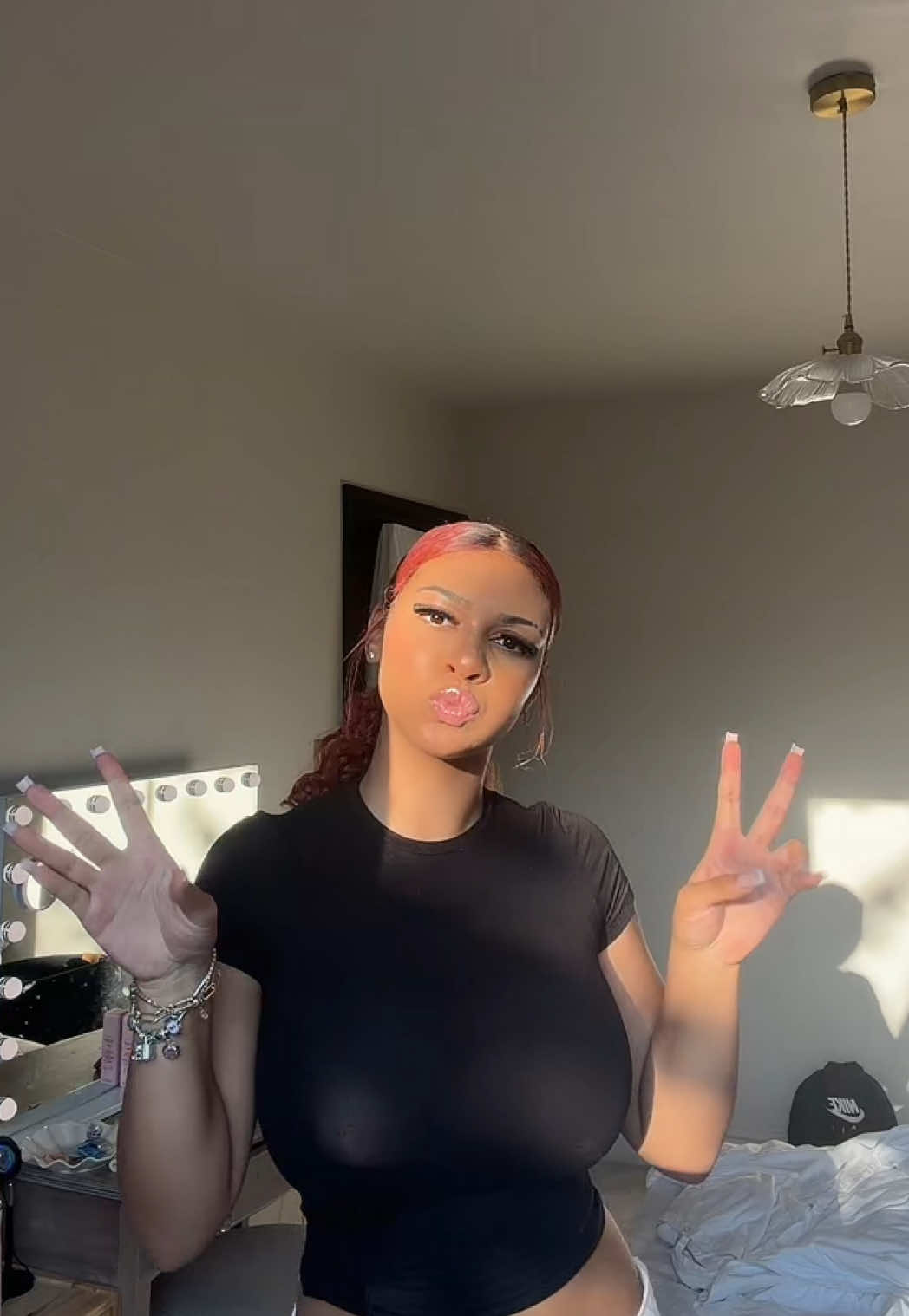 @𝑨𝒚𝒂𝒏𝒏𝒂 💘