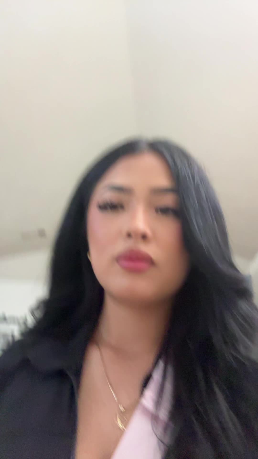 @𝐋.𝐑