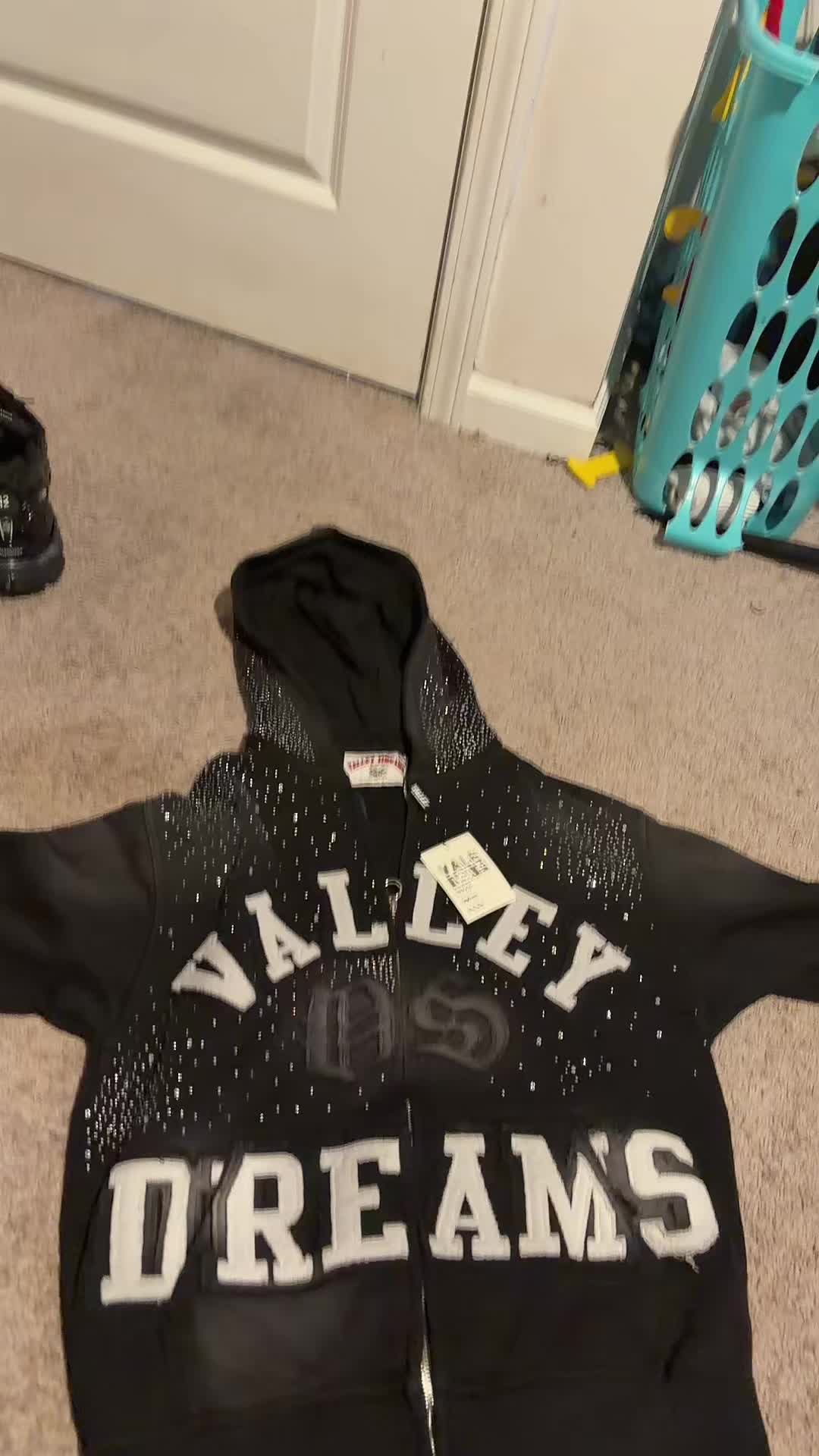 @Dh buys