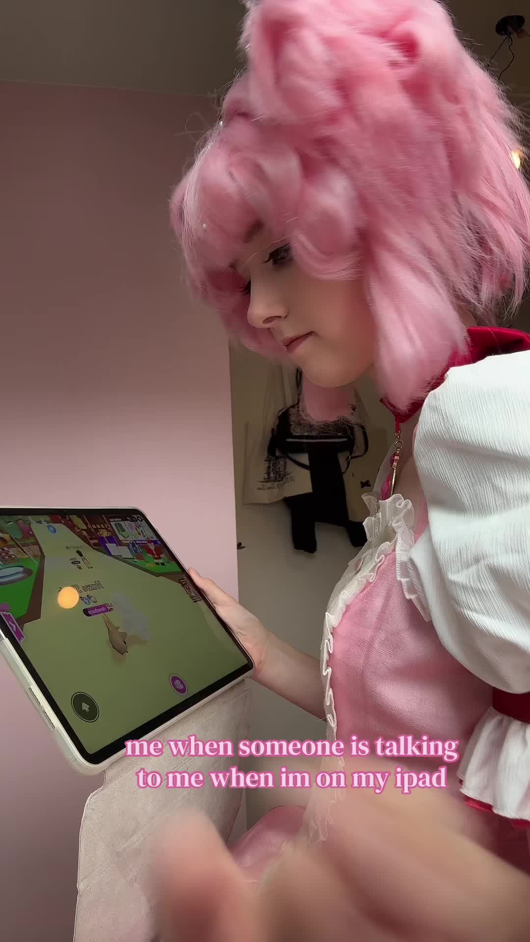 @♡‧₊˚🩻 𝐥𝐥𝐨𝐲𝐝!: &lsaquo;𝟹 ∙ 🕸️