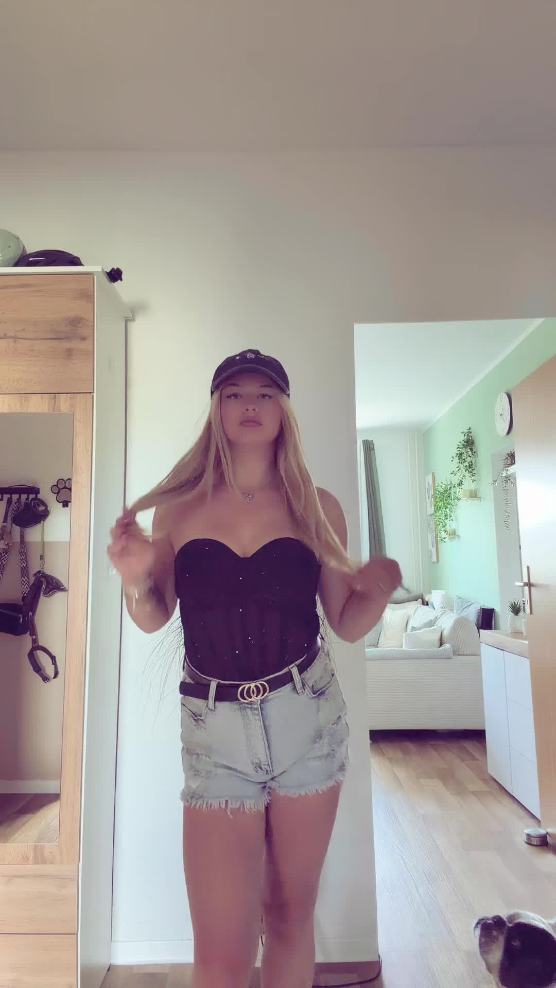 @🩵𝐄𝐯𝐲🩵