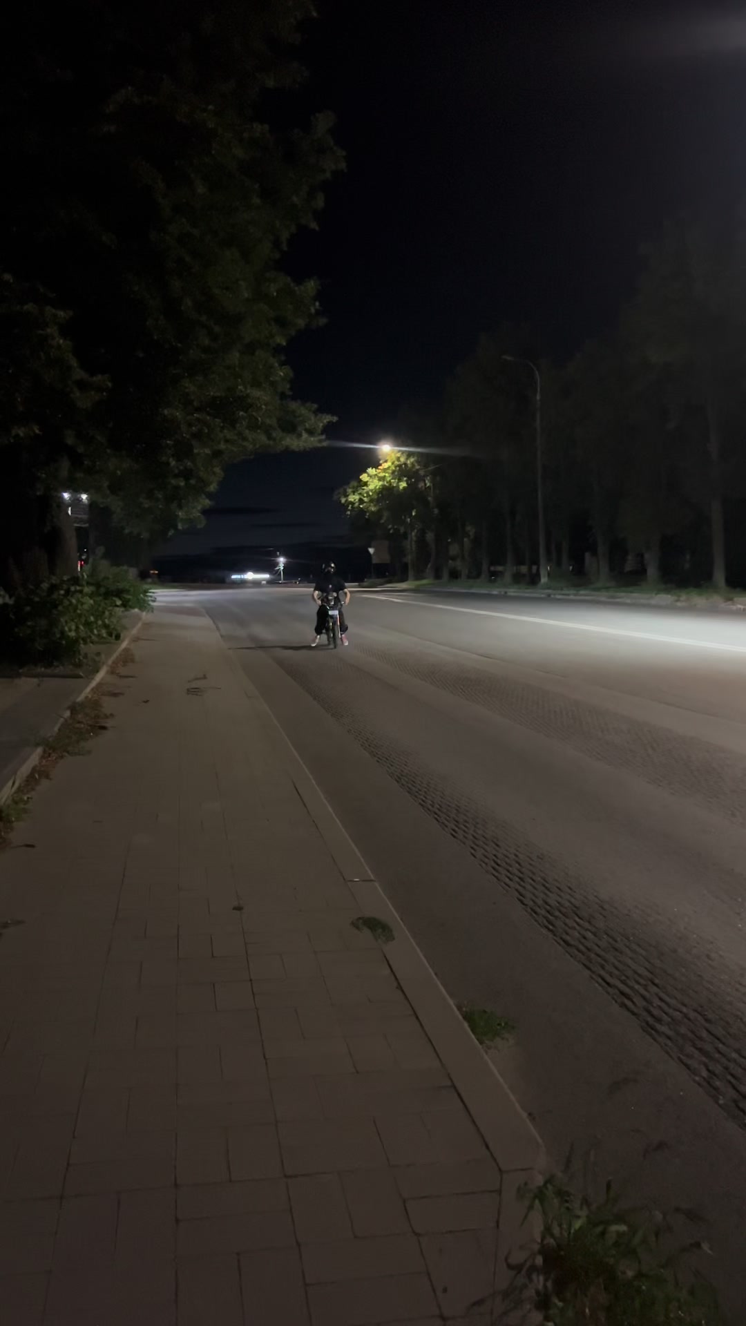 @𝐒𝐓𝐔𝐍𝐓 𝐑𝐈𝐃𝐄𝐑