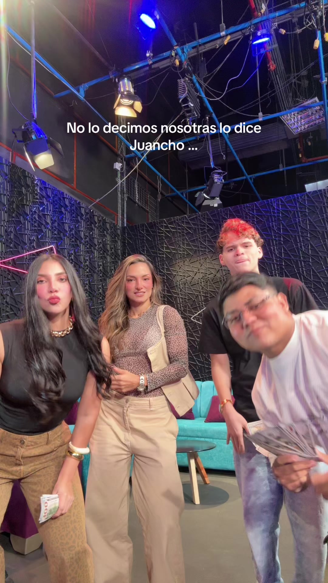 @Natalya Ruiz B