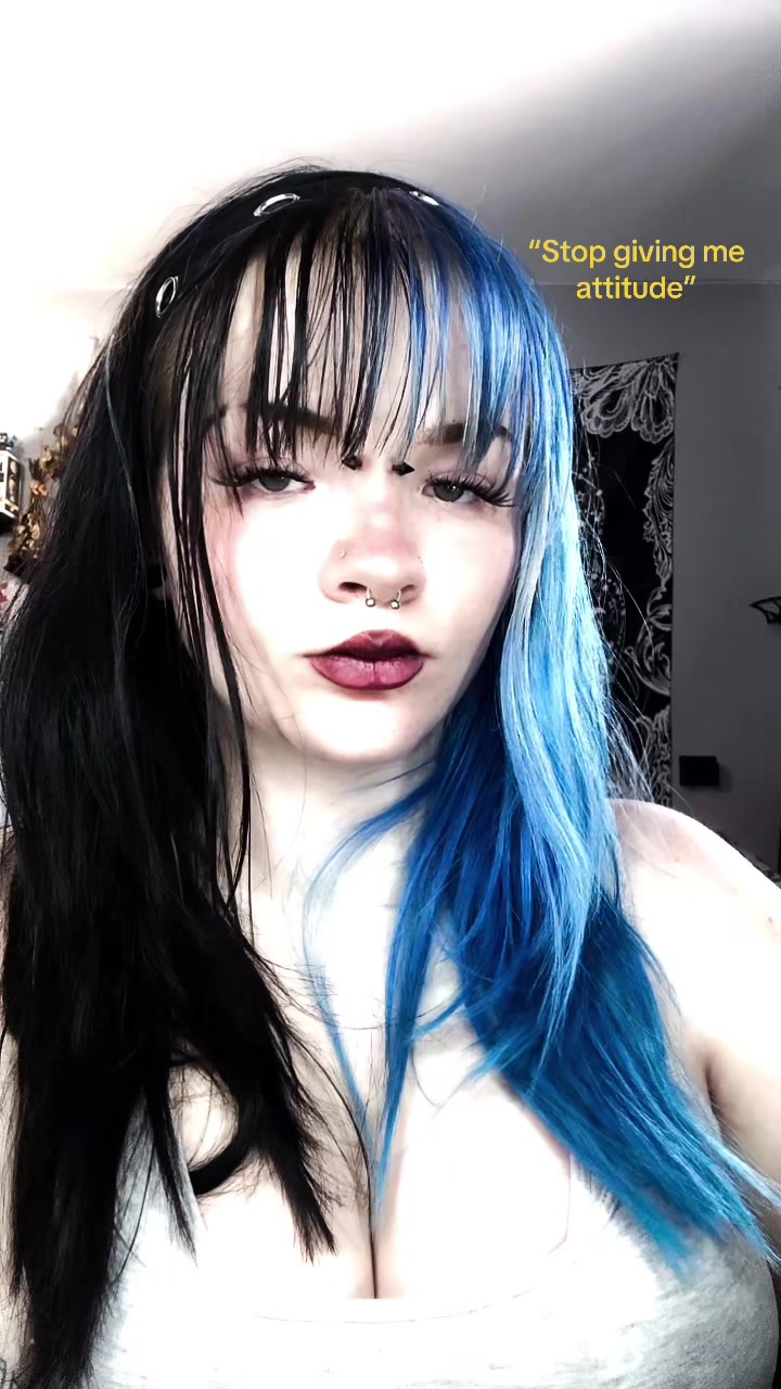 @Kit_kat_o7
