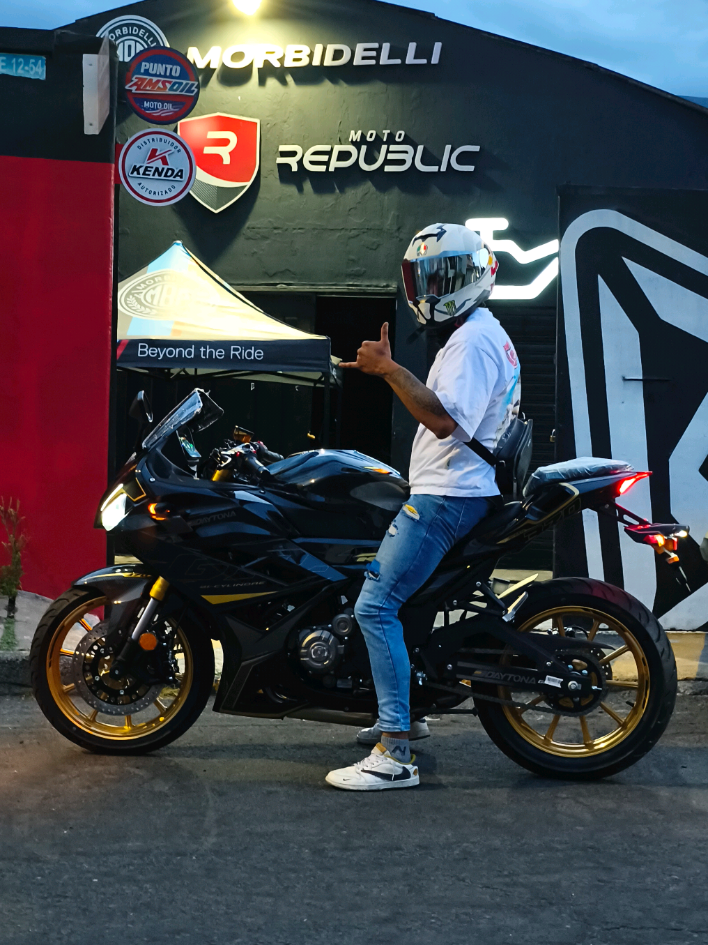@MOTO REPUBLIC🇪🇨QUITO EL INCA