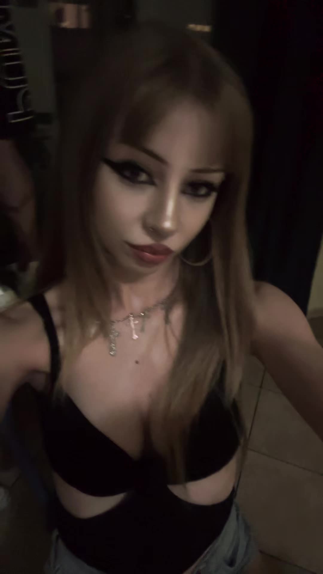 @🎀༘ ⋆&zeta;͜͡𝕲𝖍𝖔𝖘𝖙𝖌𝓲𝓻𝓵⋆🎀༘