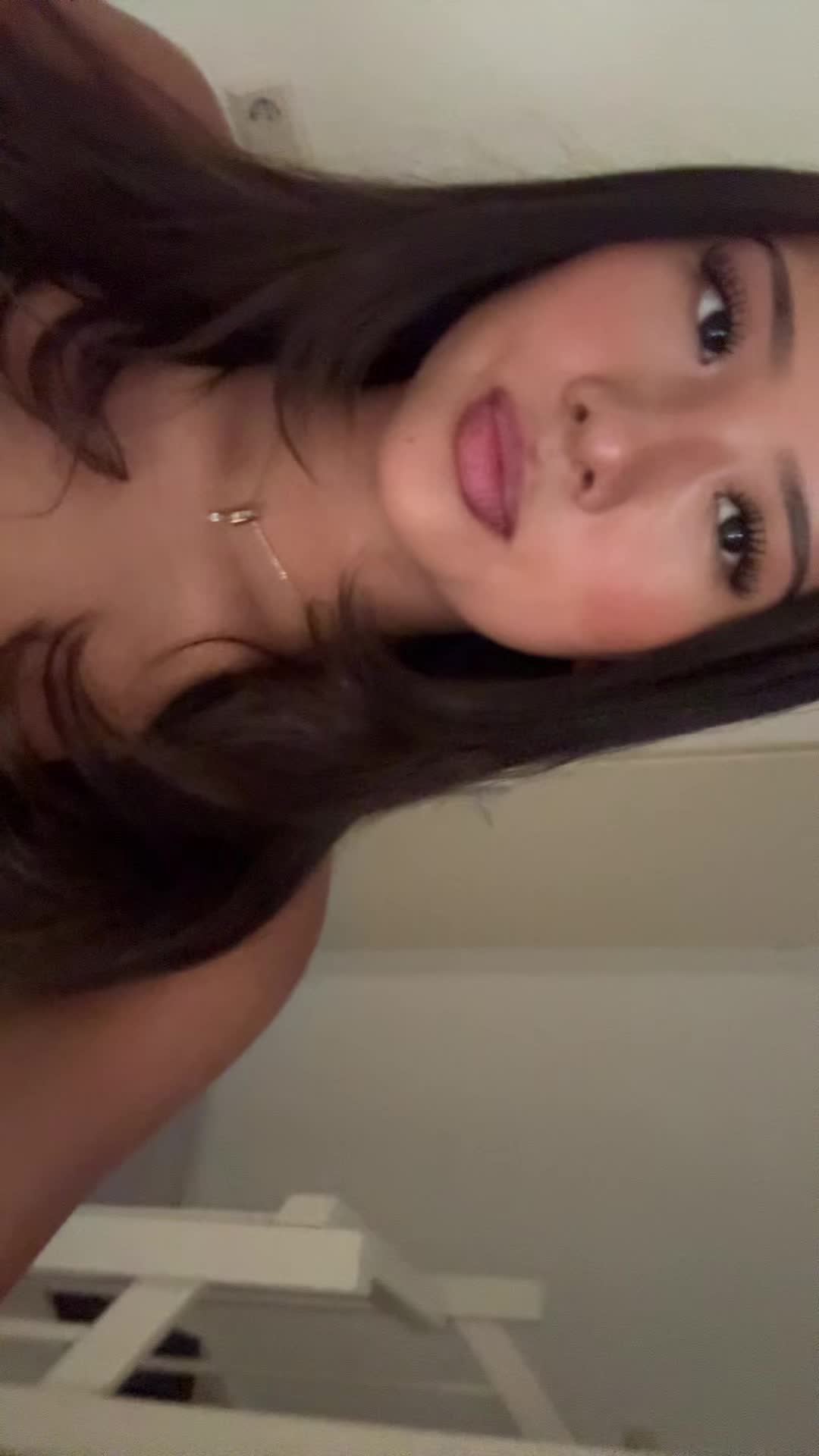 @u