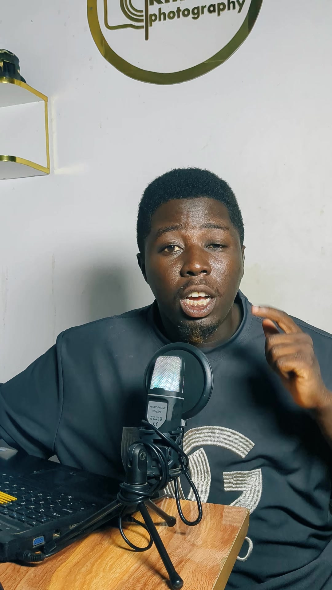 @Dan Dudu Comedian